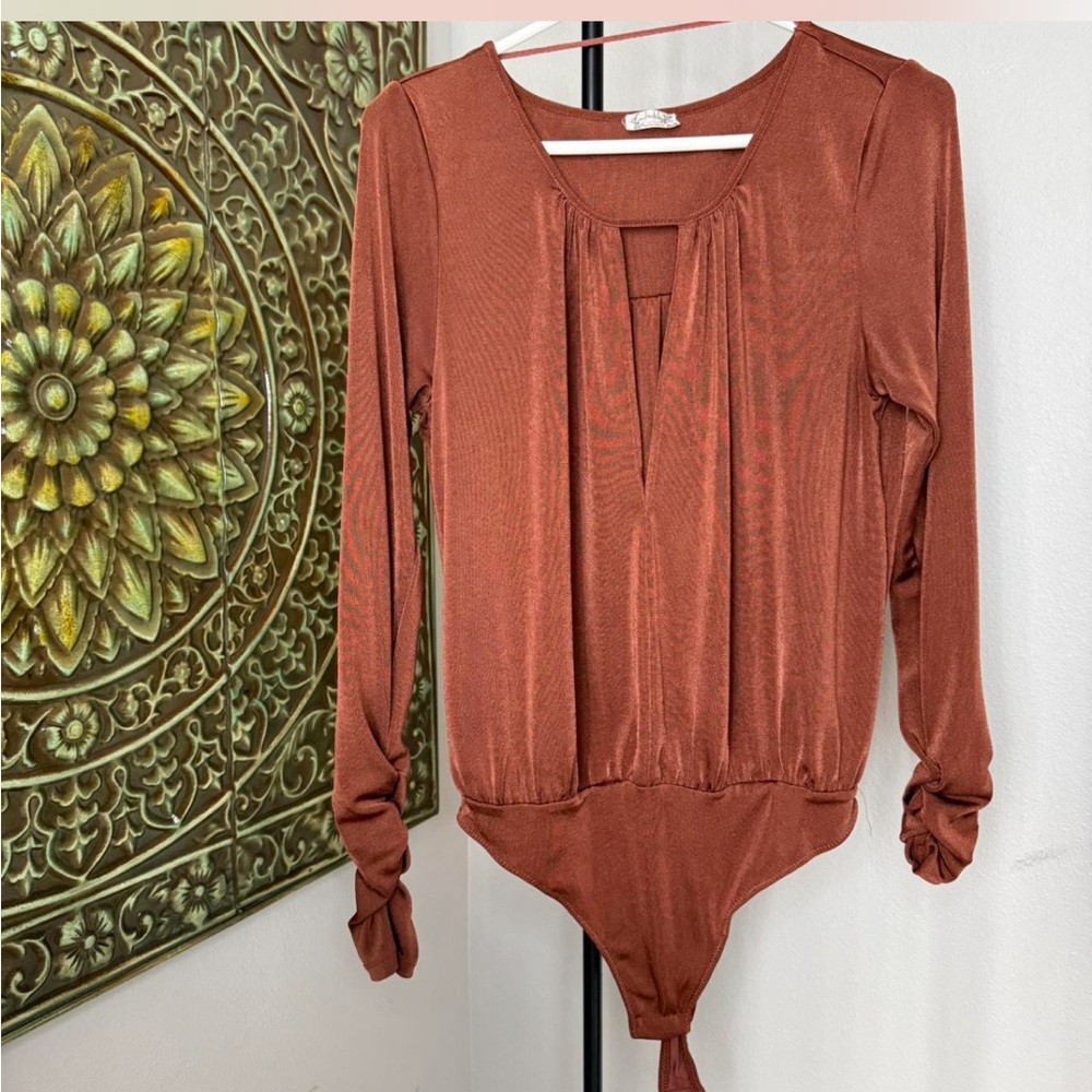 Free People Long Sleeve Blouse Bodysuit in terracotta/sienna